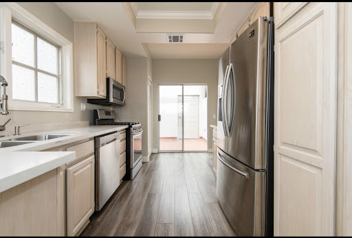 Kitchen Vinyl Plank — Long Beach